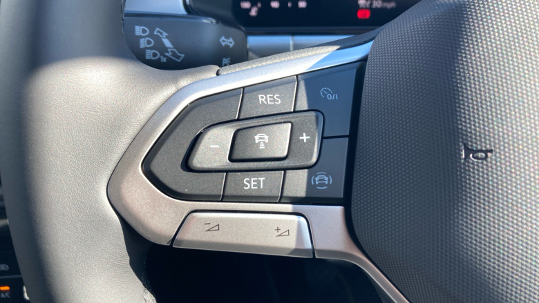 Volkswagen T-Roc 1.0 TSI 115 Match 5dr Petrol Hatchback